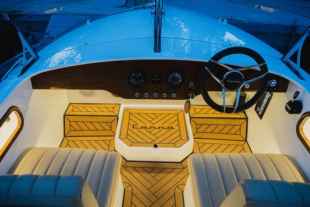 Classic Boat CANNA b-One