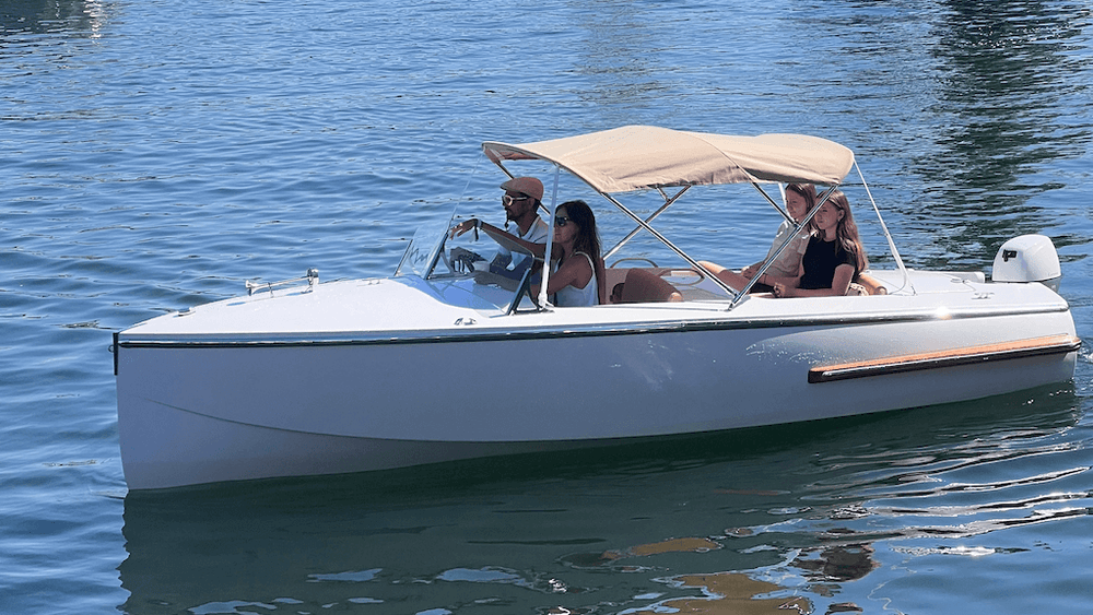 Classic Boat CANNA b-One