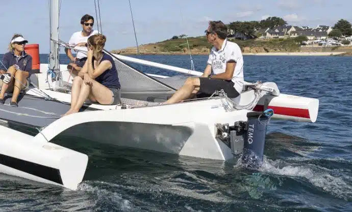 PORTABLE ELECTRIC OUTBOARD TEMO 1000