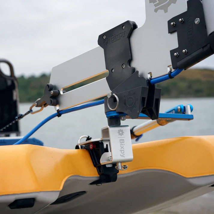 Bixpy Hobie Lynx Gudgeon Adapter with Motor