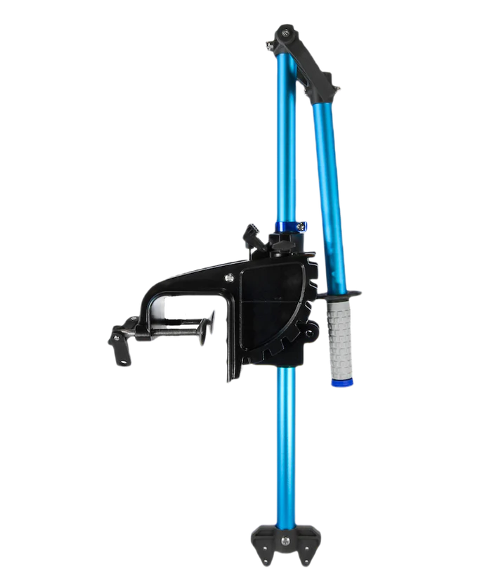 Bixpy Transom Adapter Closed