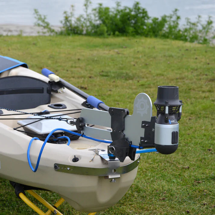 Bixpy WillFit™ Gudgeon on Kayak