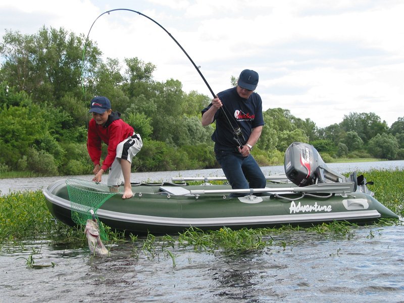 Boat Adventure Master M-280 on Water