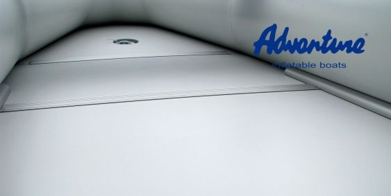 Boat Adventure Travel T-220K Floor