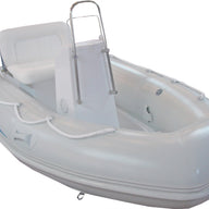 Boat Adventure Vesta V-320 Front