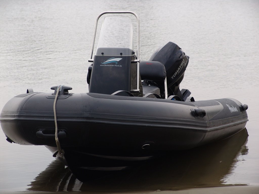 Boat Adventure Vesta V-380 Front
