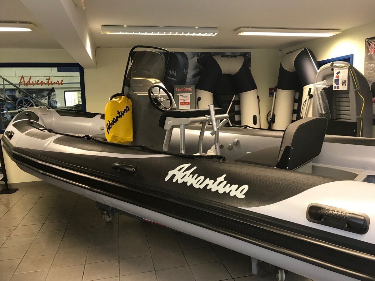 Boat Adventure Vesta V-585 Canada