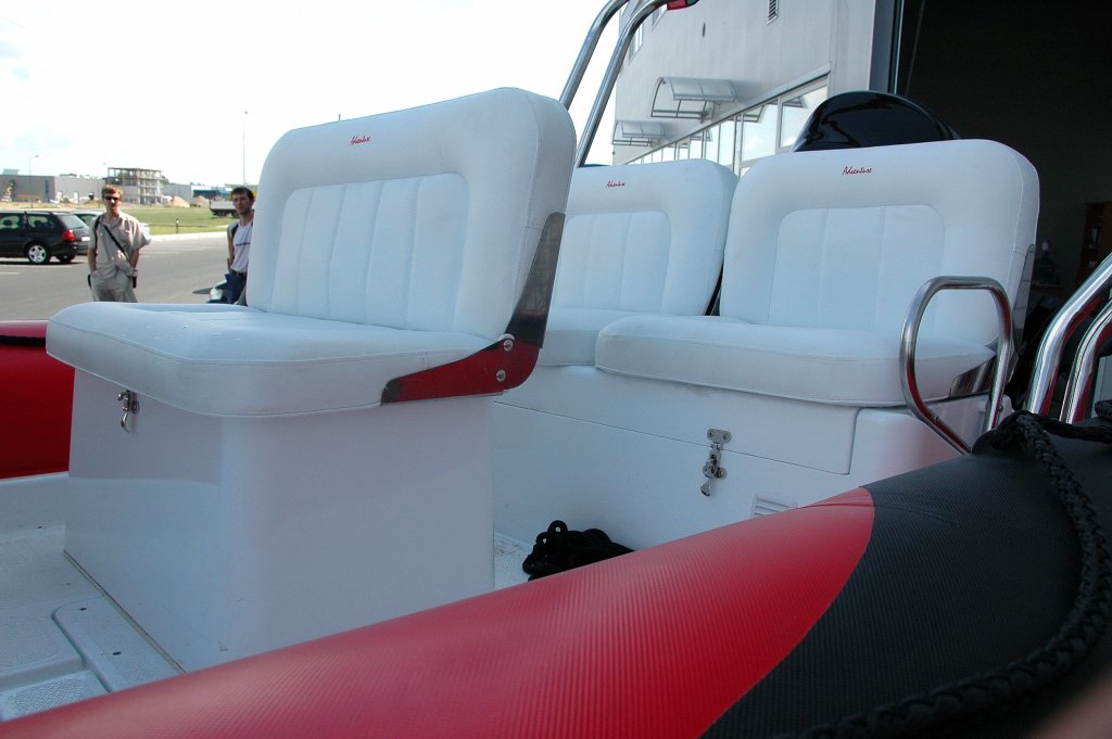 Boat Adventure Vesta V-650 Seats