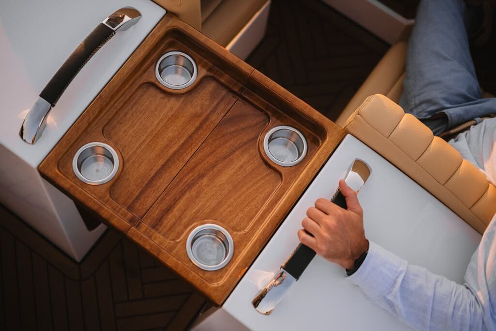 Electric Boat CANNA One Cabin