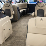 Electric boat Flux Marine Flagship Discover