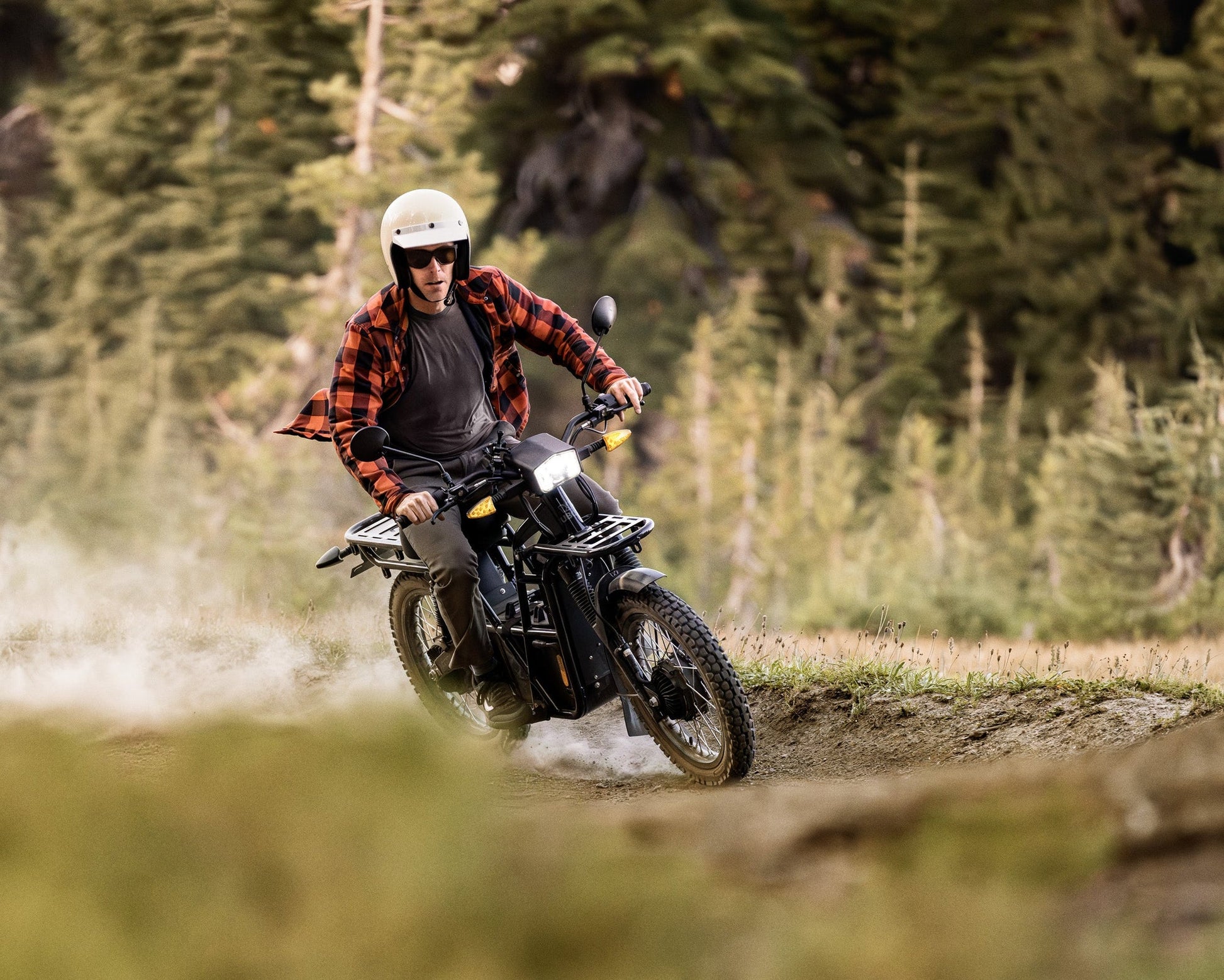 UBCO Adventure eBike 2x2 (Black) in the forest