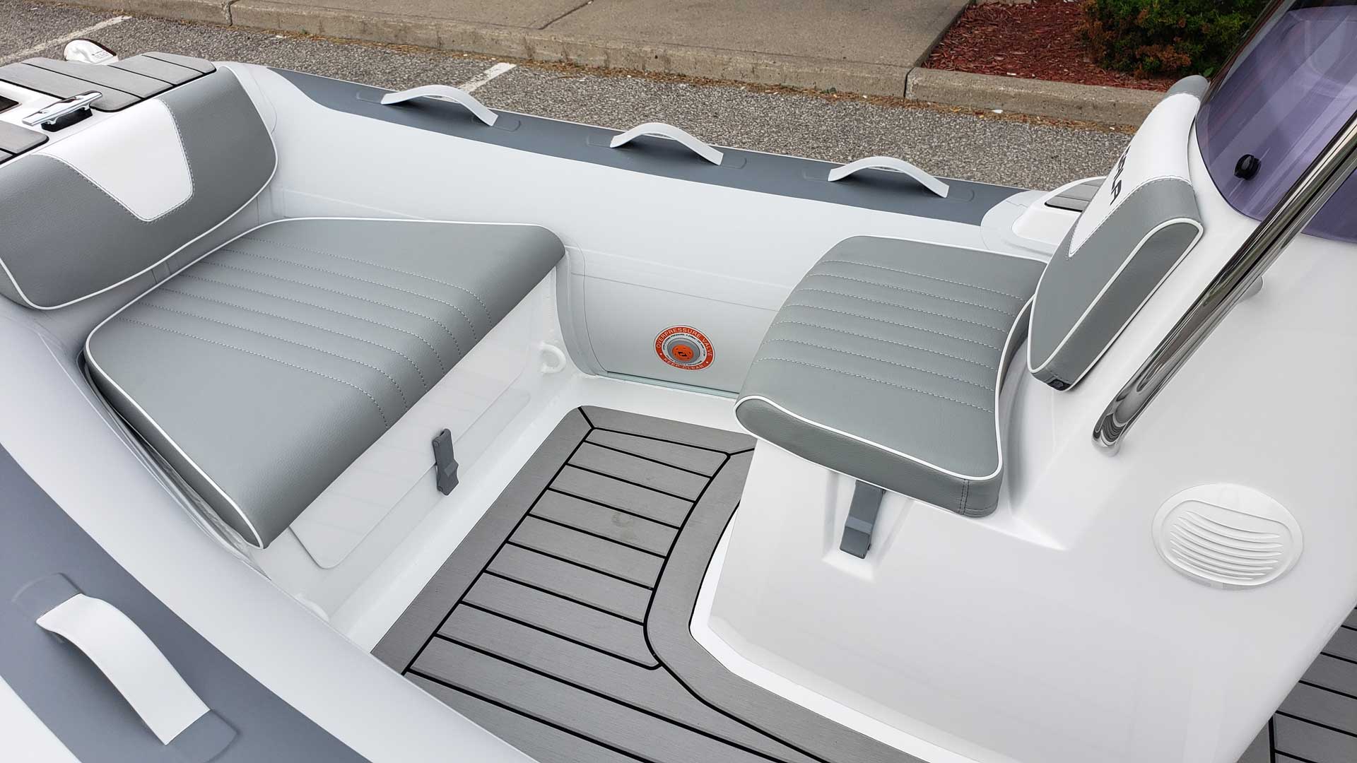 GALA Viking V330 Seats Top