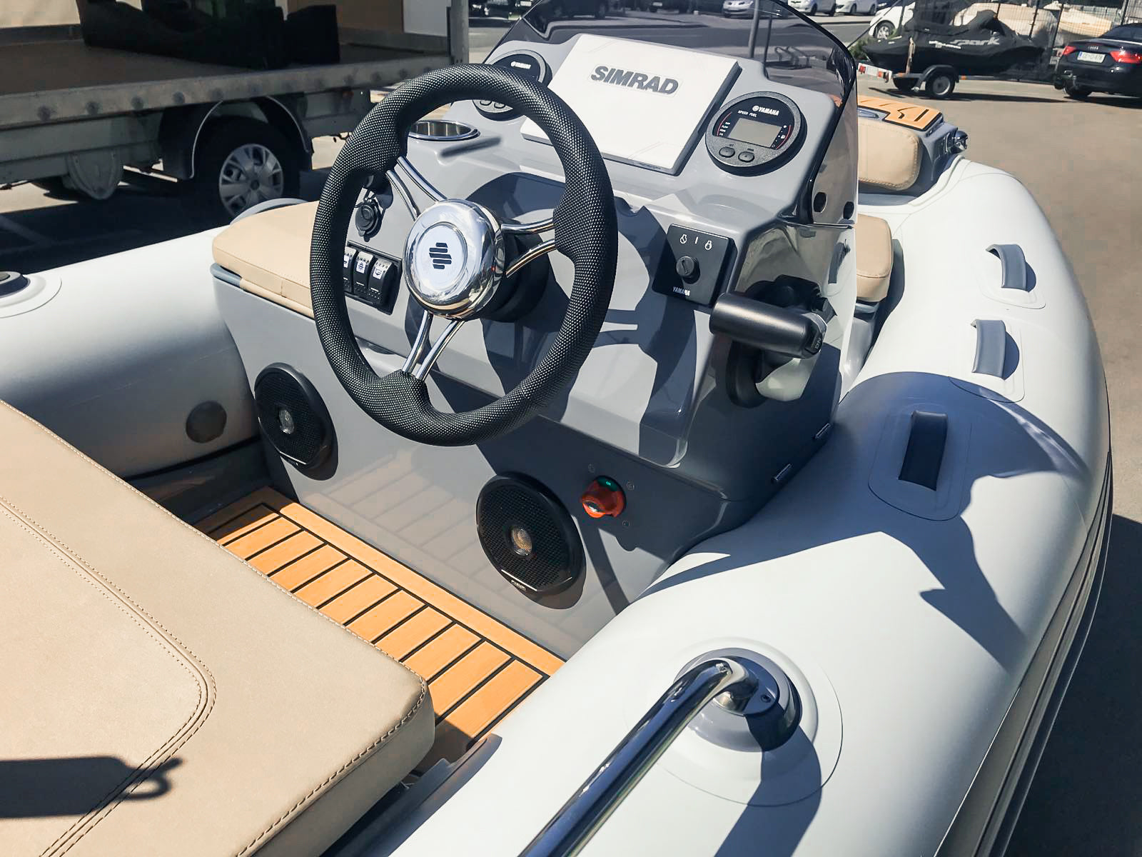 Rigid Inflatable Boat Grand Golden Line G340N | M-Oceans