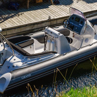 Boat Grand Golden Line G650 on Water