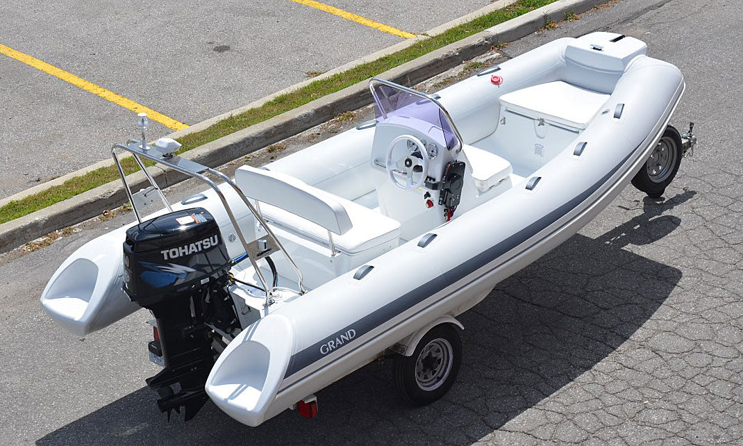 GRAND Silver Line S470 on Trailer