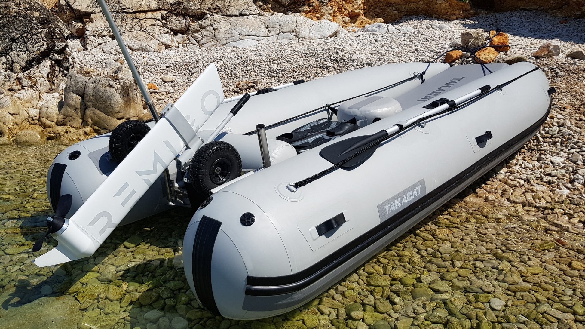 Outboard Remigo One with Boat