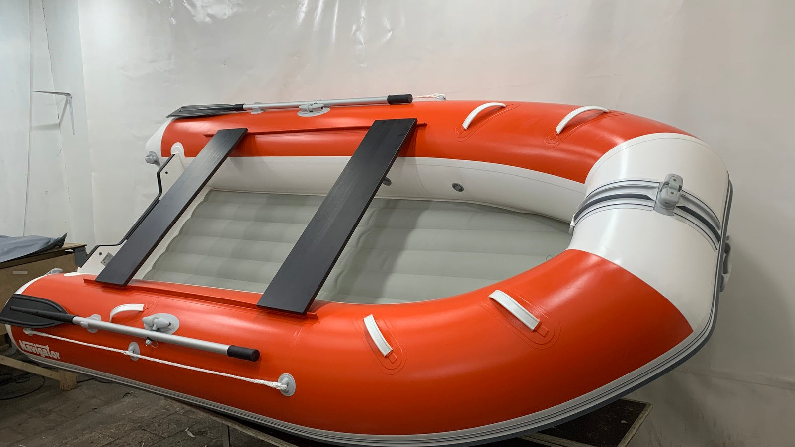 PVC handle for Navigator inflatable Boat | M-Oceans