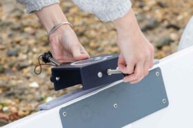 Removable Rowlock Fitting for TEMO 450