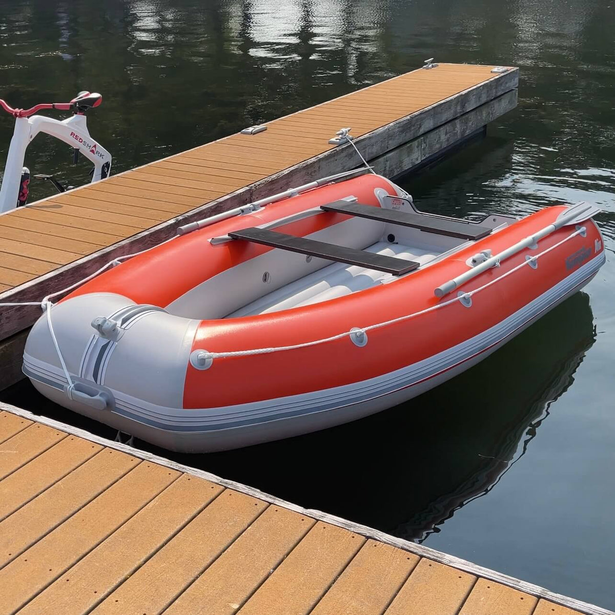 Live Inflatable Boat Inflatable Floor Boat Navigator Li330 for Sale | M-Oceans