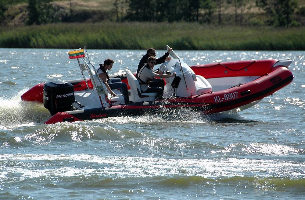 Rigid Inflatable Boat Adventure Vesta V-650