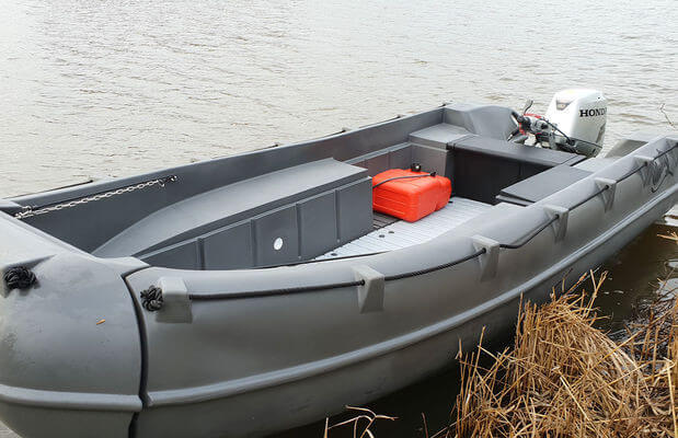 Buy Inflatable boat Whaly 455R and other Inflatable boat accessories in Canada and the United States.