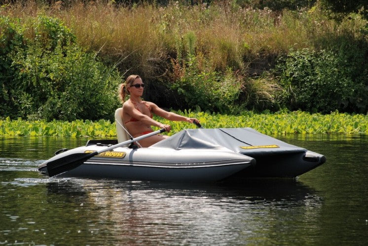 Discover the Boathouse SF395 inflatable pontoon catamaran. Durable and versatile for Ontario waters, with delivery available across Canada. Shop now!
